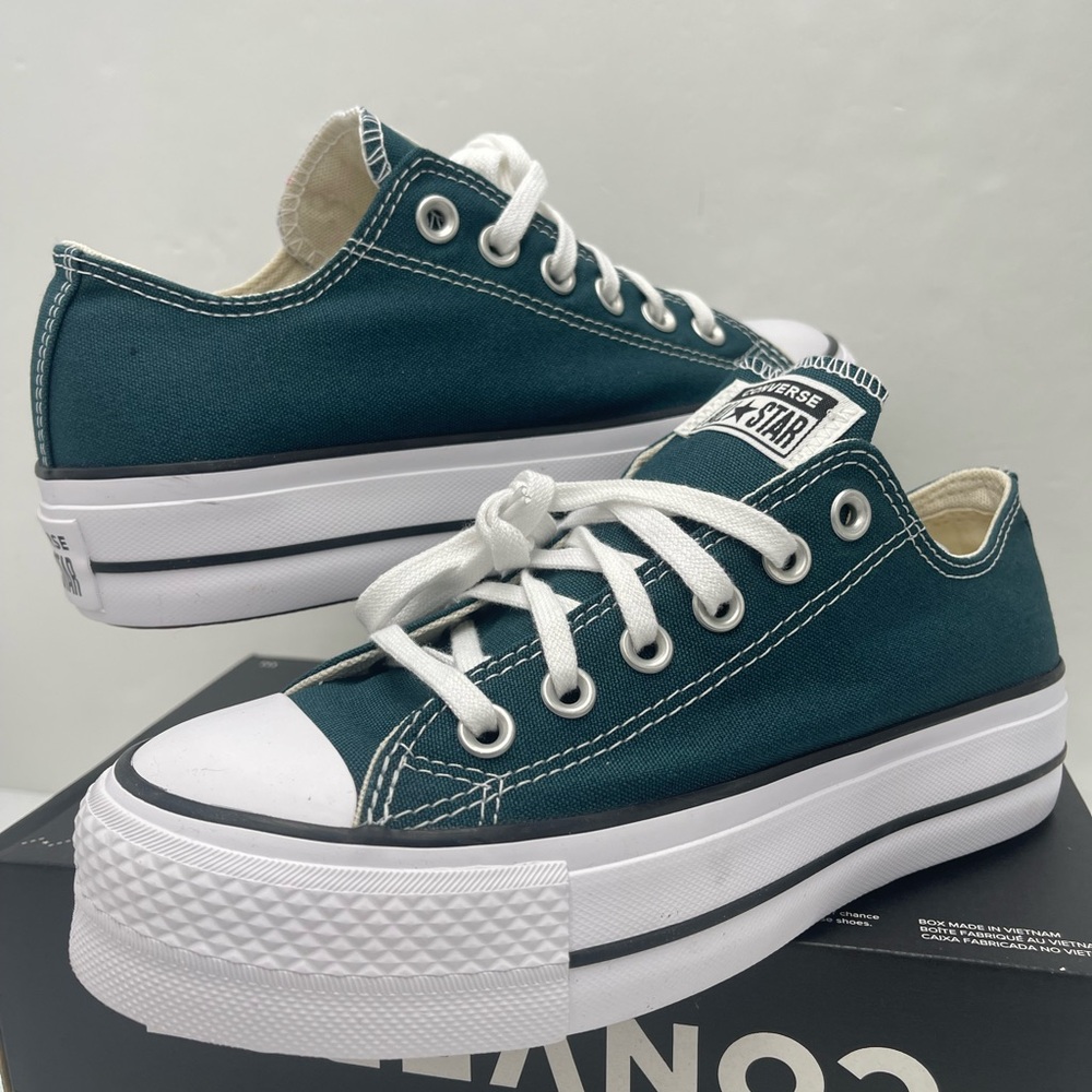 Converse Women's CTAS LIFT OX
DARKLY JADED/WHITE/BLACK Canvas Platform Sneakers - Picture 9 of 16